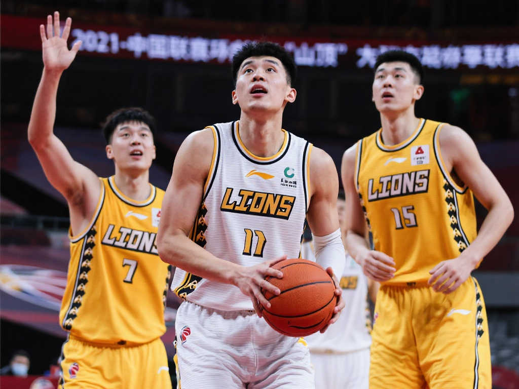 表现再次震 表现再次震