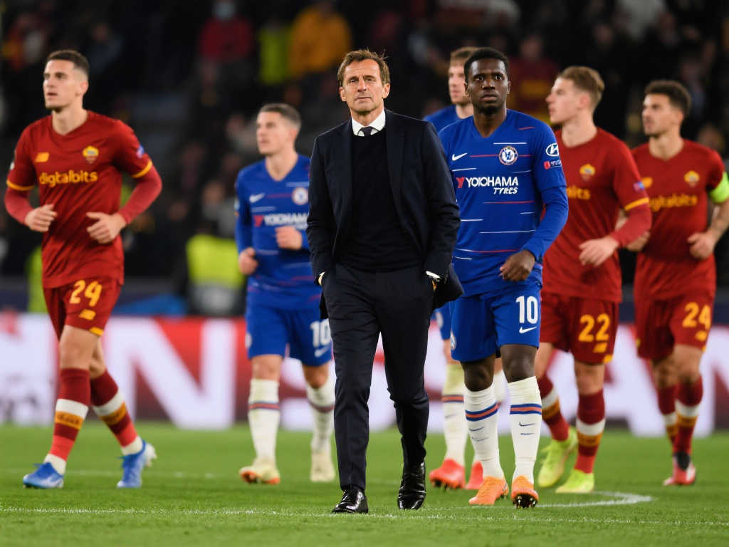 在借助明星 在借助明星