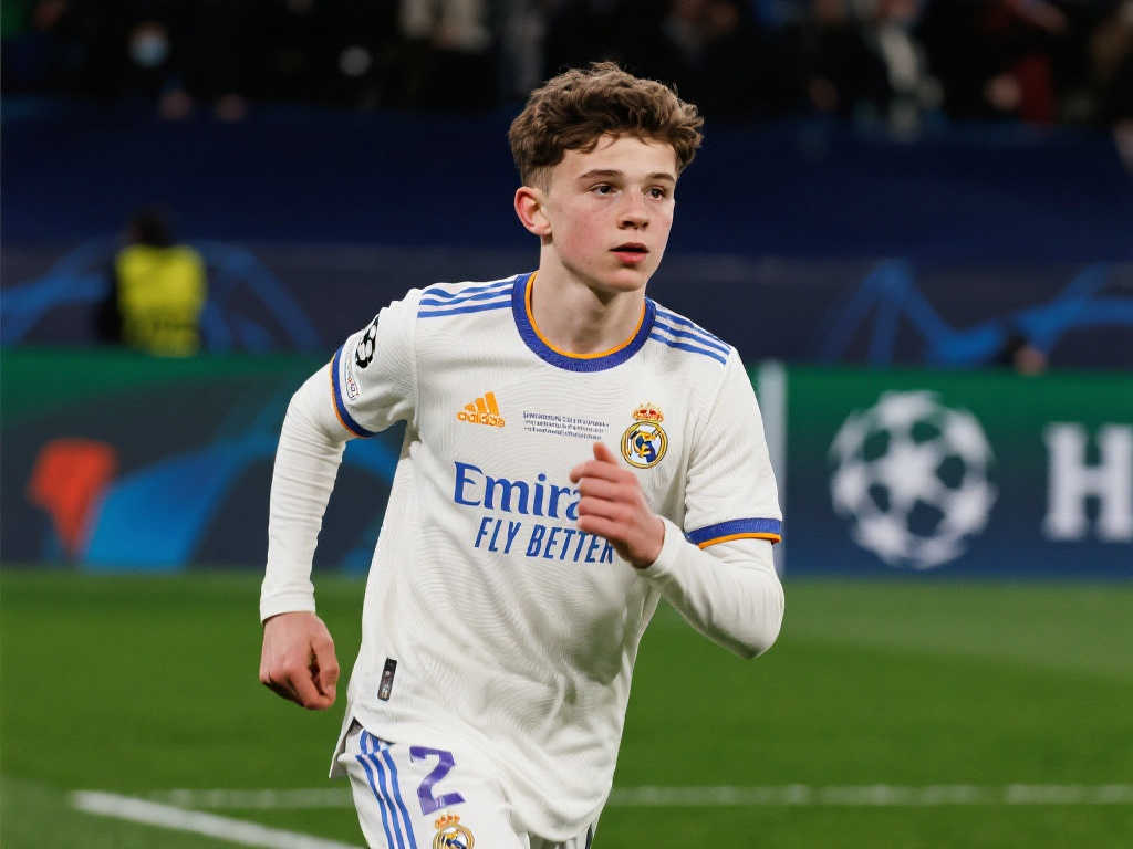 的传球和精 的传球和精