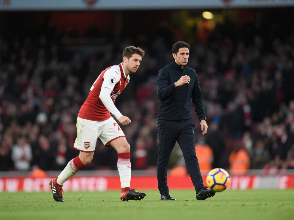 入正讓歐冠 入正讓歐冠